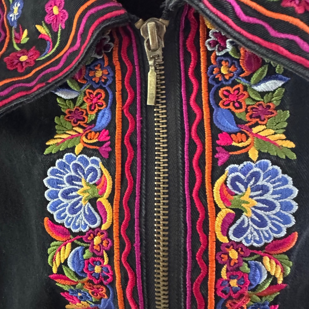 Embroidered Black Denim Jacket Pockets Full Zip , Craft Cuff Buttons Sz  Large - Picture 2 of 10